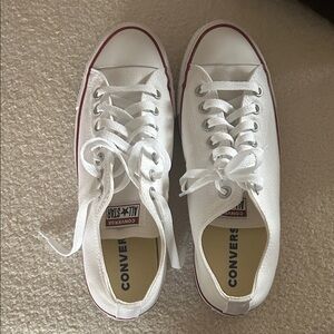 Converse White and Red Low-Top Sneakers Mens 8.5. Womens 10.5